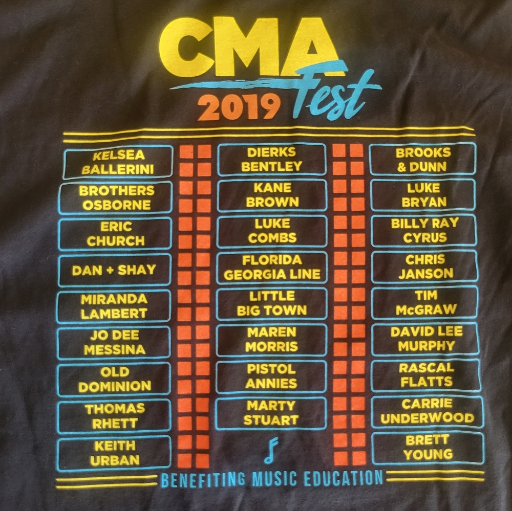 2019 CMA fest country concert tee nwt